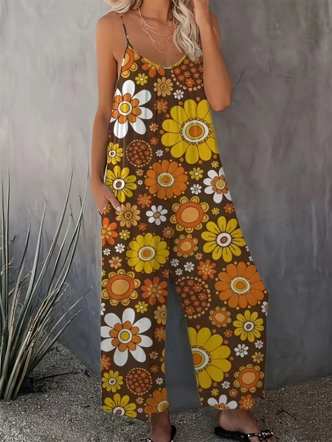 Plus Size Women Printed Pattern Suspender Casual Jumpsuit